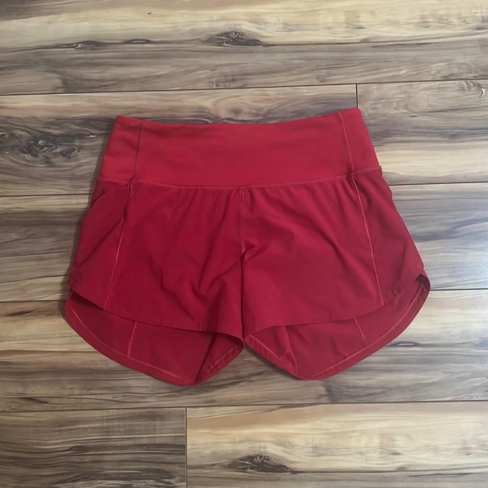 Lululemon Speed Up Red Mid Rise Shorts 4” Size 2